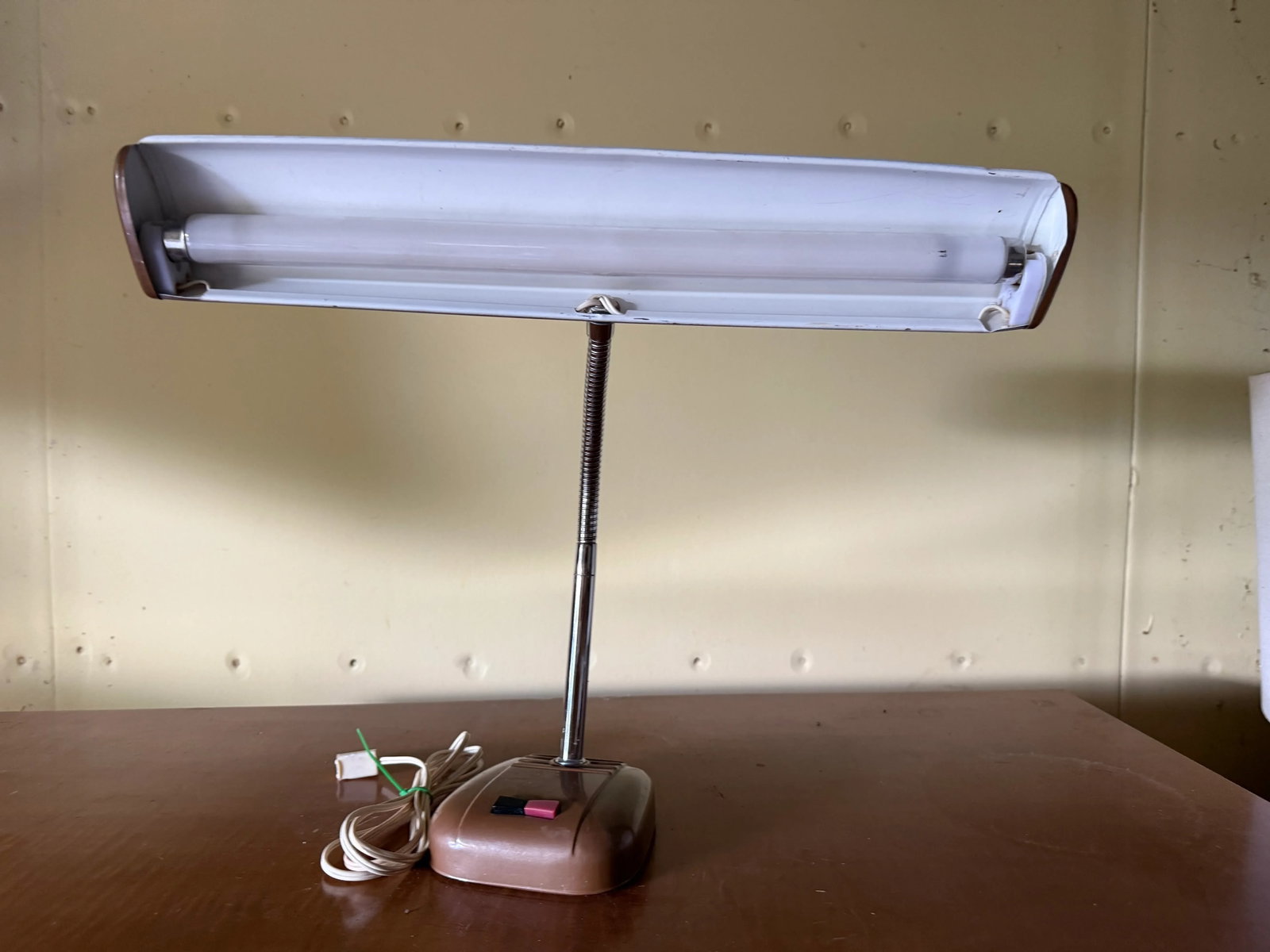 1960s Panasonic Metal Gooseneck Push Button Desk Lamp - 4