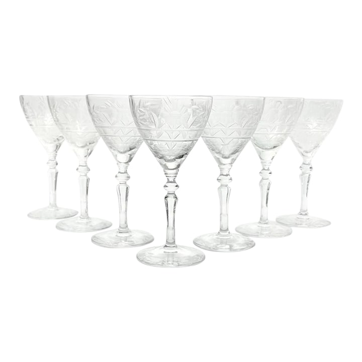 1950s Rock Sharpe "Anniversary" Set of 7 Liquor Cocktail Glasses: Rock Sharpe "Anniversary" Set of 7 Liquor Cocktail Glasses 5 1/4" 4oz No chips, cracks, or fleabites. Height 5 1/4" Length (Opening) 2 3/4" Holds 4oz Circa 1950-60s Condition: Alterations: Original