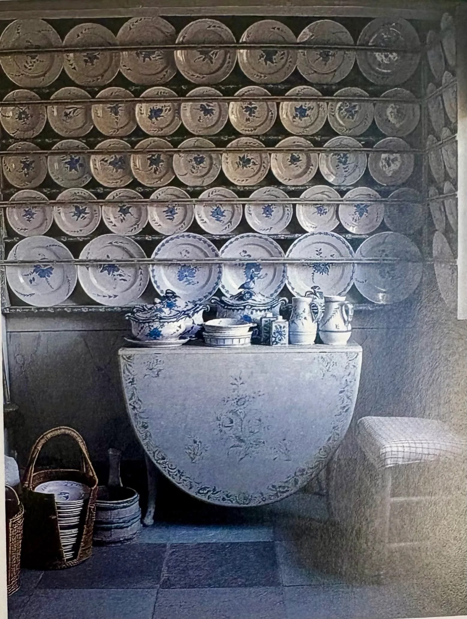 New Swiss Style: A Practical Decorating Guide, First Edition - 8
