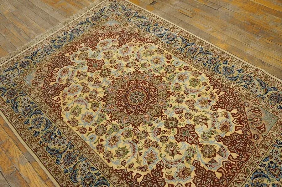 Extremely Fine and Intricate Floral Medallion Design Happy Light Yellow Color Mid 20th Century Vinta - 3