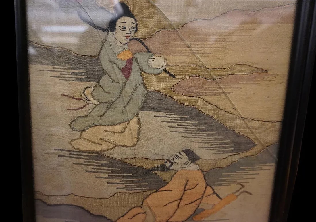 19th Century Pair of Chinese Silk Pictorial Kesi Textile - 3