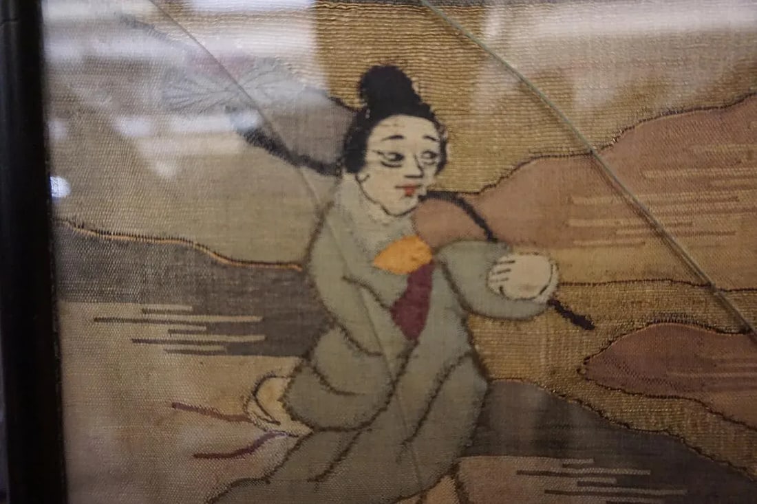 19th Century Pair of Chinese Silk Pictorial Kesi Textile - 4