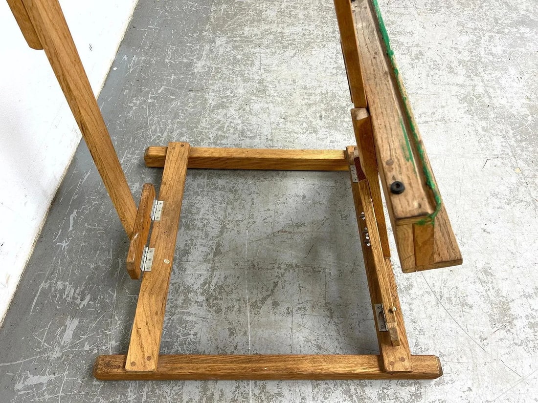 Vintage Tall Adjustable Artist Easel Painting Display - 6