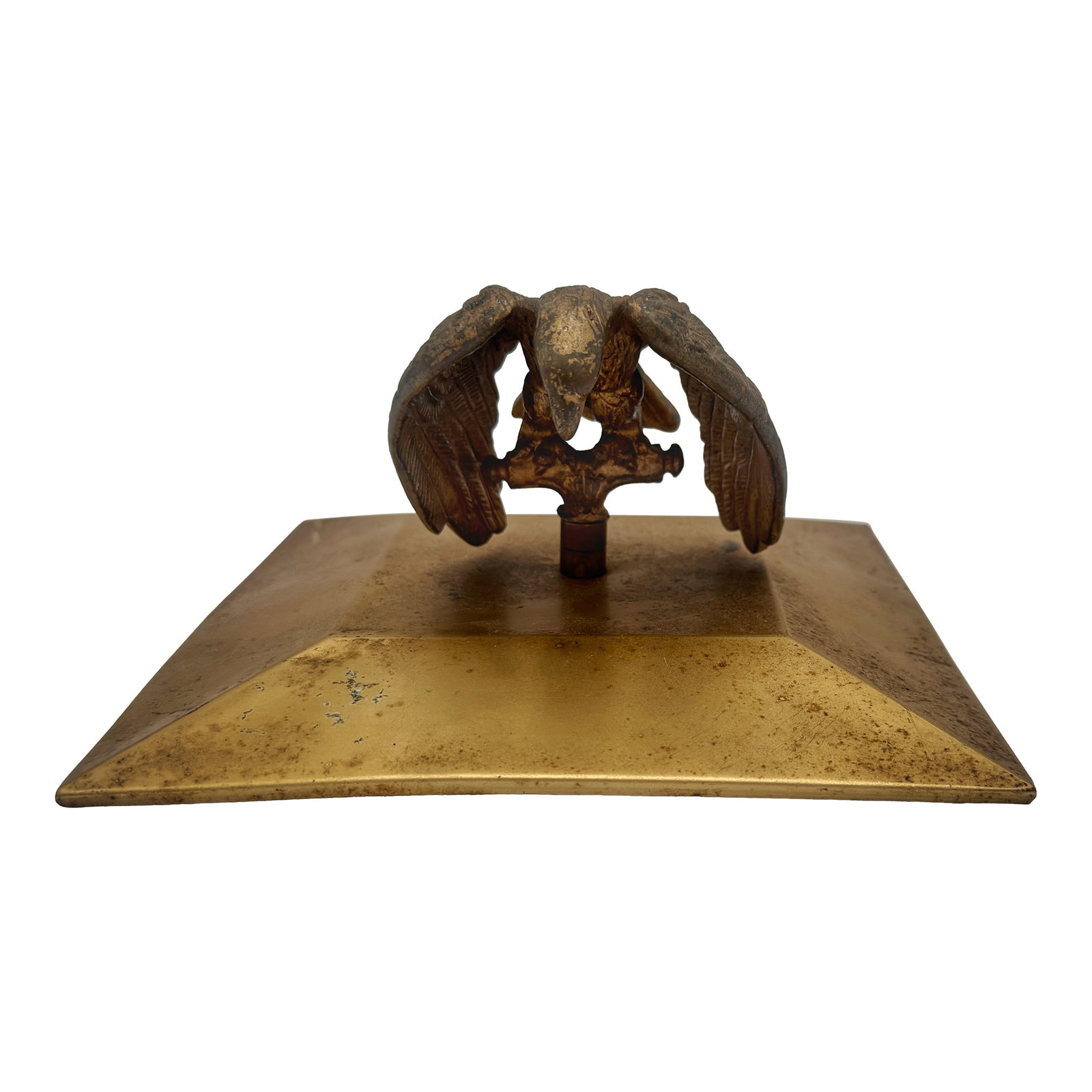 Vintage Brass Eagle Flagpole Finial on Pyramid Base, Mid-Century Ceremonial: American Eagle Flagpole Finial with Pyramid Base Date: c. 1940s-1960s Material: Cast brass/bronze with gilt finish (base and eagle), steel mounting hardware. Origin/Use: Ceremonial indoor flagpole