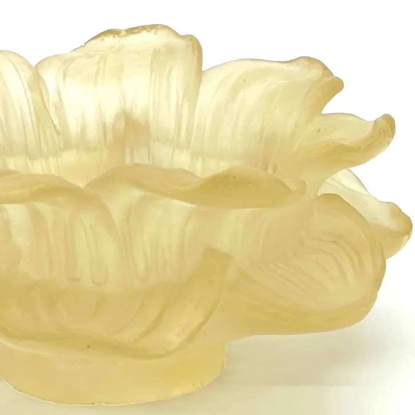 Flower Shaped Large Frosted Resin Serving Bowl by Dorothy Thorpe - 8