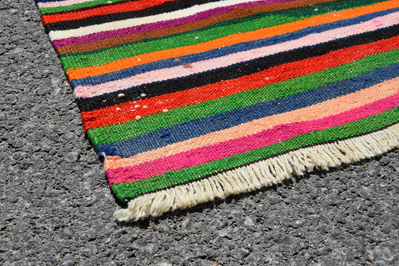 1970s Striped Design Turkish Vintage Flatweave Rustic Farmhouse Style Oushak Kilim Rug - 11