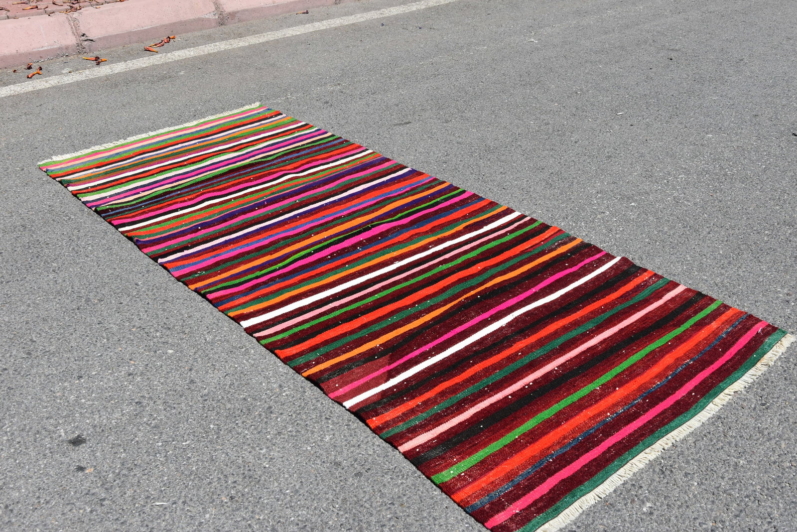 1970s Striped Design Turkish Vintage Flatweave Rustic Farmhouse Style Oushak Kilim Rug - 6