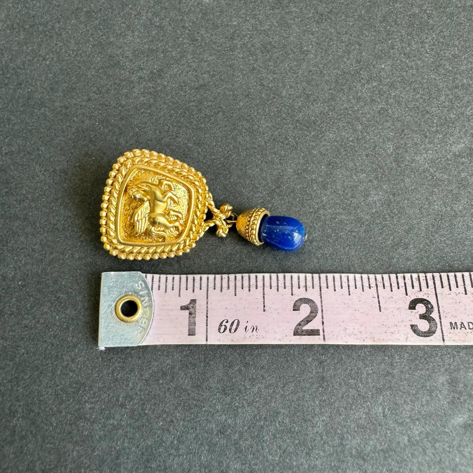 Vintage 1980s Roman Pegasus Faux Lapis Earrings Gold Tone Statement Neoclassical Elizabeth Taylor - 9
