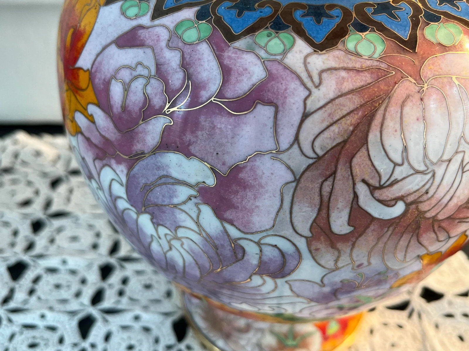 1980s Chinese Cloisonne Multicolor Mirror Pair 12" Vases, Florals, Butterfly, - 10