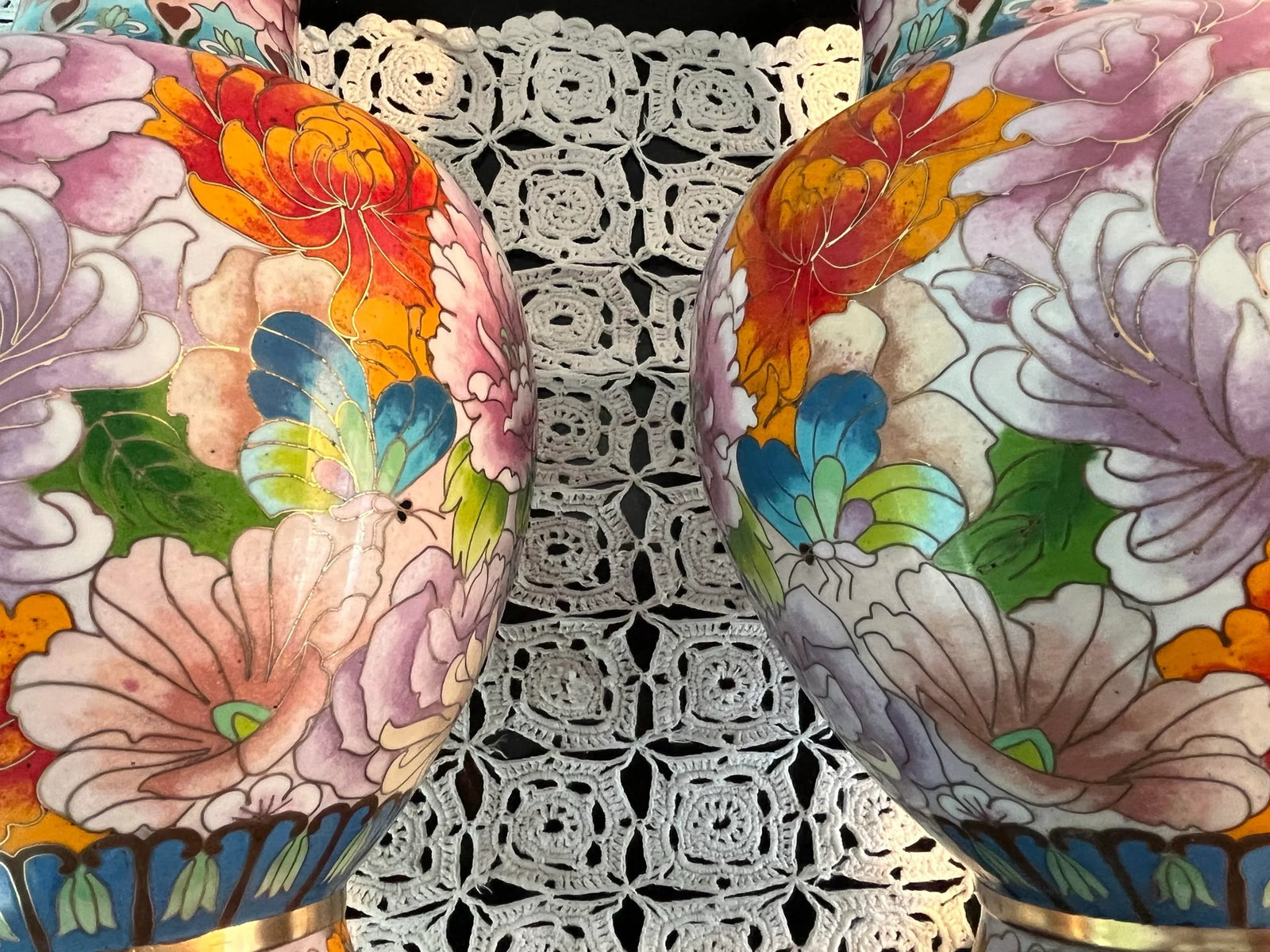1980s Chinese Cloisonne Multicolor Mirror Pair 12" Vases, Florals, Butterfly, - 4