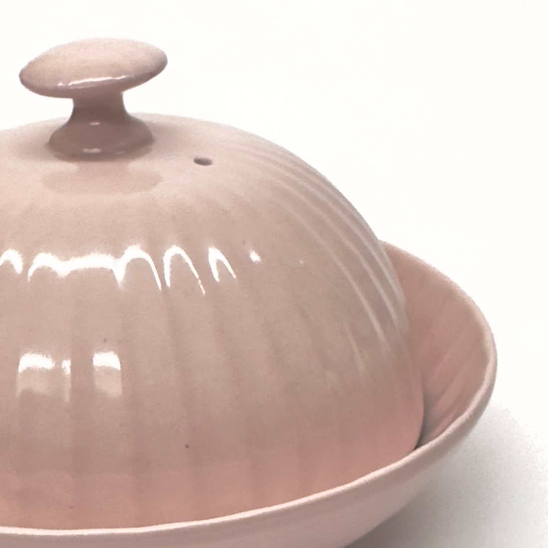 Vintage Fluted Soft Pink 2-Piece Porcelain Butter Dish, Made in Czechoslovakia - 6