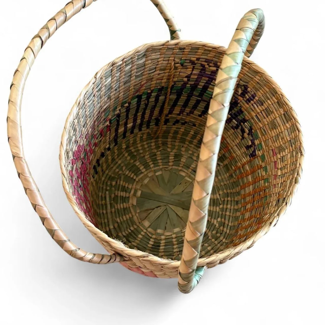Mexican Folk Art Woven Palm Basket With Handle Late 20th Century Vintage Handmade - 6