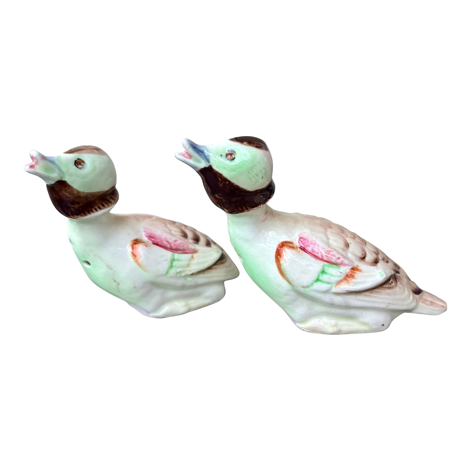 Mid Century Modern Hand Painted Duck Salt and Pepper Shakers: Duck, duck, green salt and pepper shakers1 Ok, it's not as catchy as the name of the popular child's game, but these hand painted porcelain salt and pepper shakers would be a fun addition to your