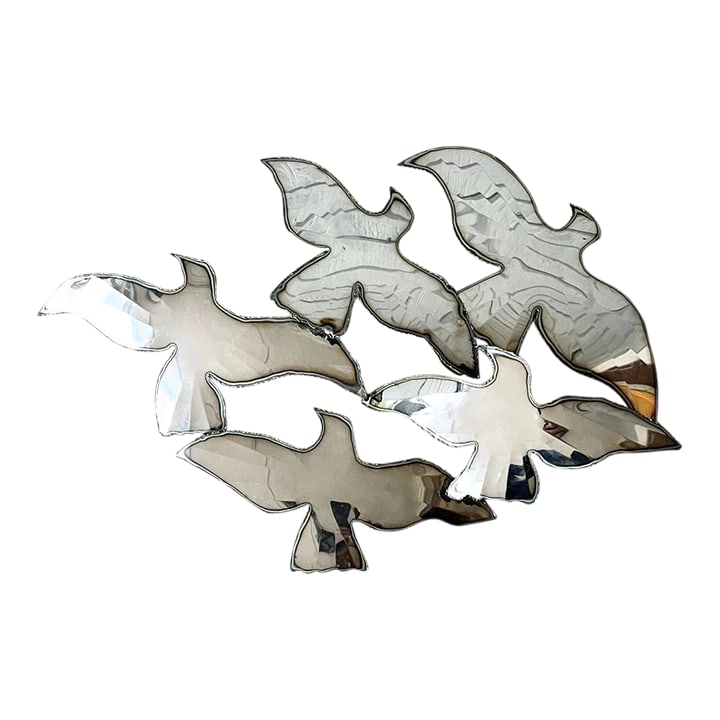 1970s Curtis Jere-Style Bird Seagull Silver Reflective Sculpture Wall Art: 1970s Curtis Jere-Style Bird Seagull Silver Reflective Sculpture Wall Art 22.5" Good vintage condition. No damage noted. Length 22 1/2" Height 16" Depth 3" Circa 1970s Condition: Alterations: