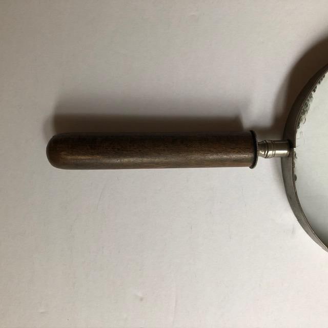 Vintage Mid-20th Century Enormous Magnifying Glass - 3