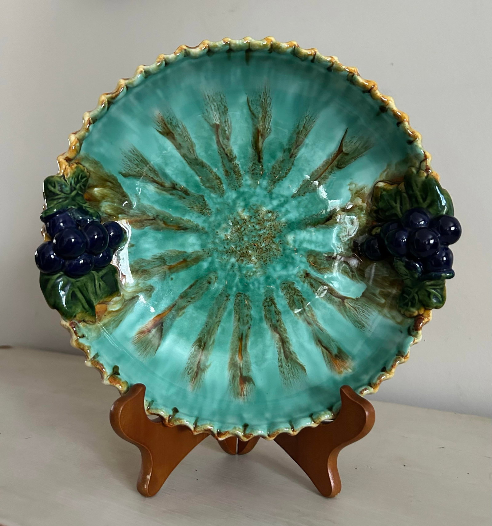 Antique 1950's St Peter Graz Austrian Majolica Blue Pie Dish With Grapes - 6