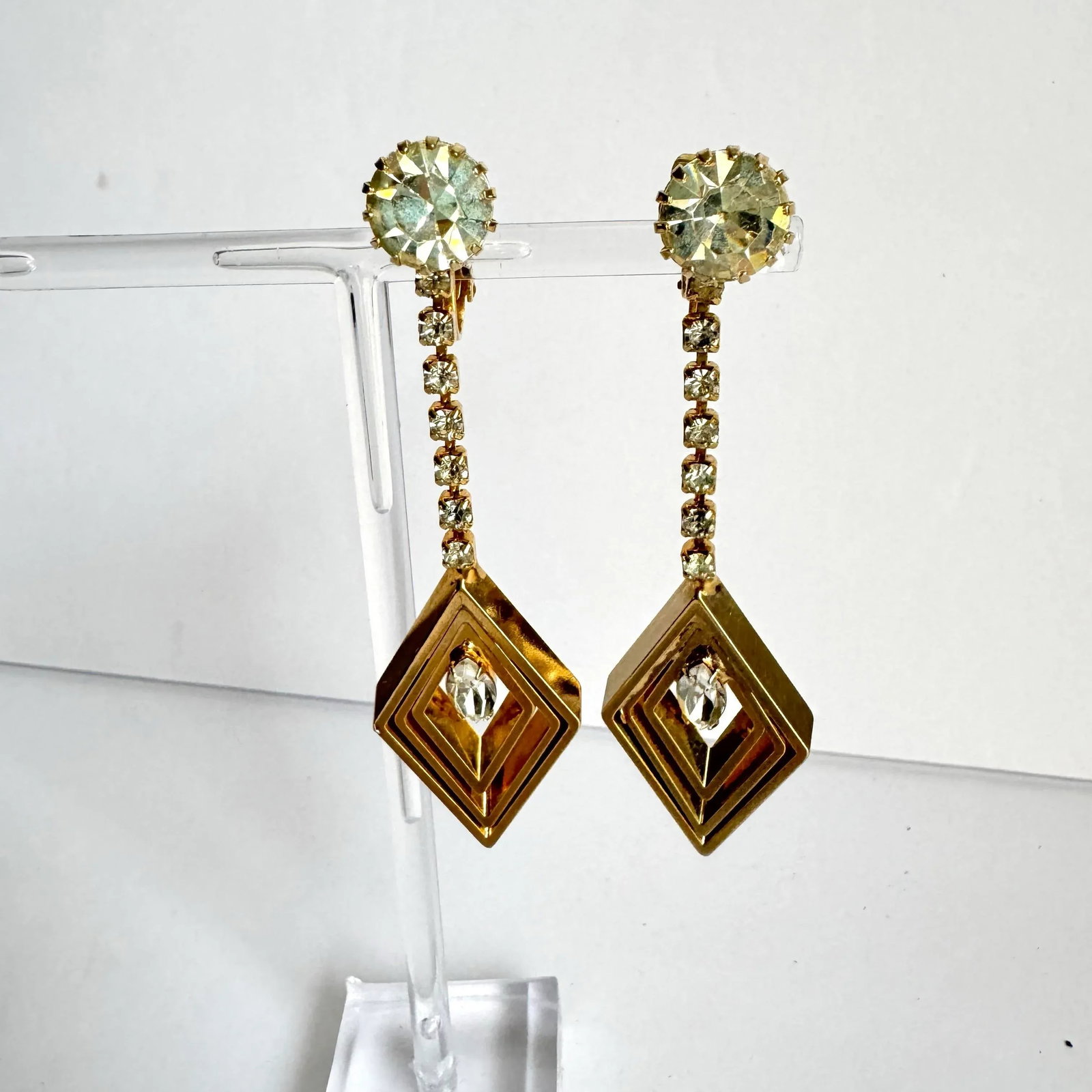 Vintage Rhinestone Drop Earrings Gold Tone Diamond Dangle Drop Clip-on Festive Cocktail - 8
