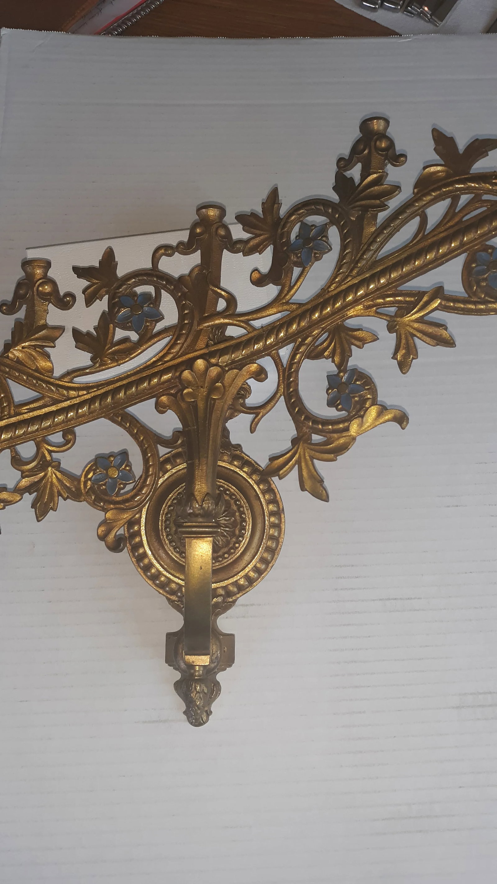 Early 20th Century Hollywood Regency Style Gilded 7 Lights Walls Sconce - 2