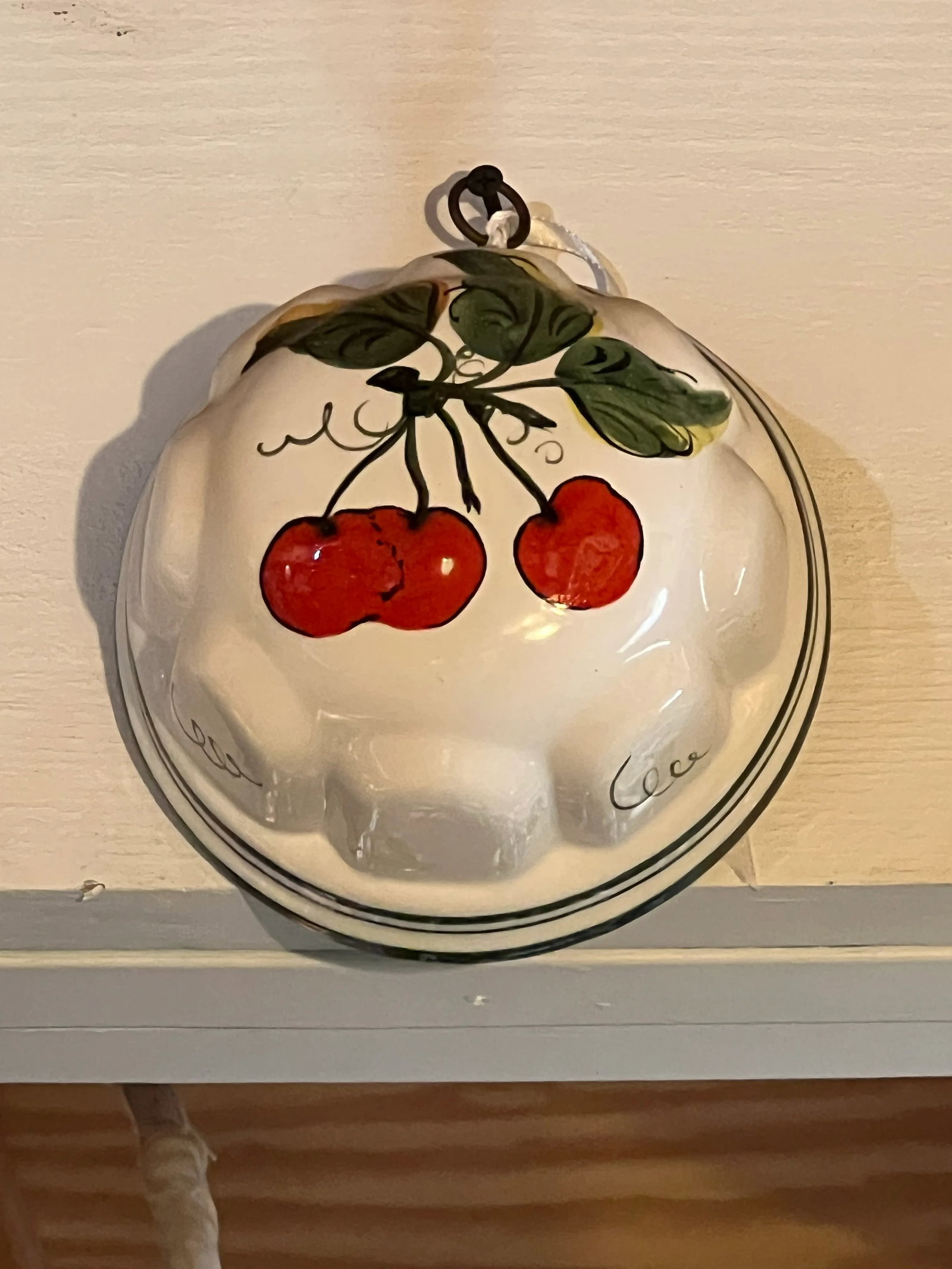Vintage Ceramic Mold With Cherries From Italy - 2