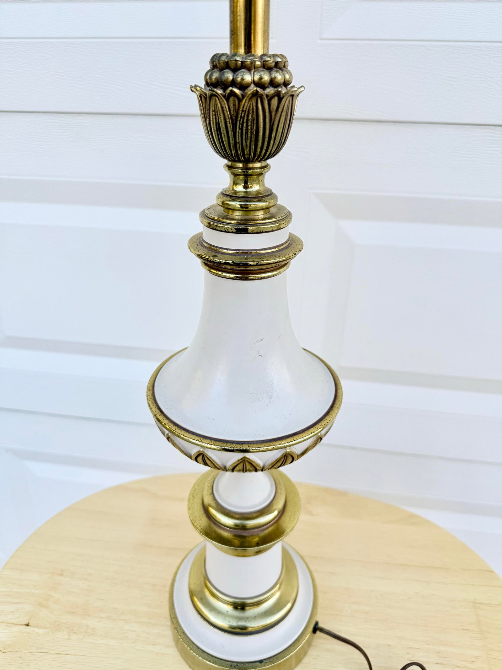 Vintage Brass and Glazed Metal Mid Century Lamp - 5
