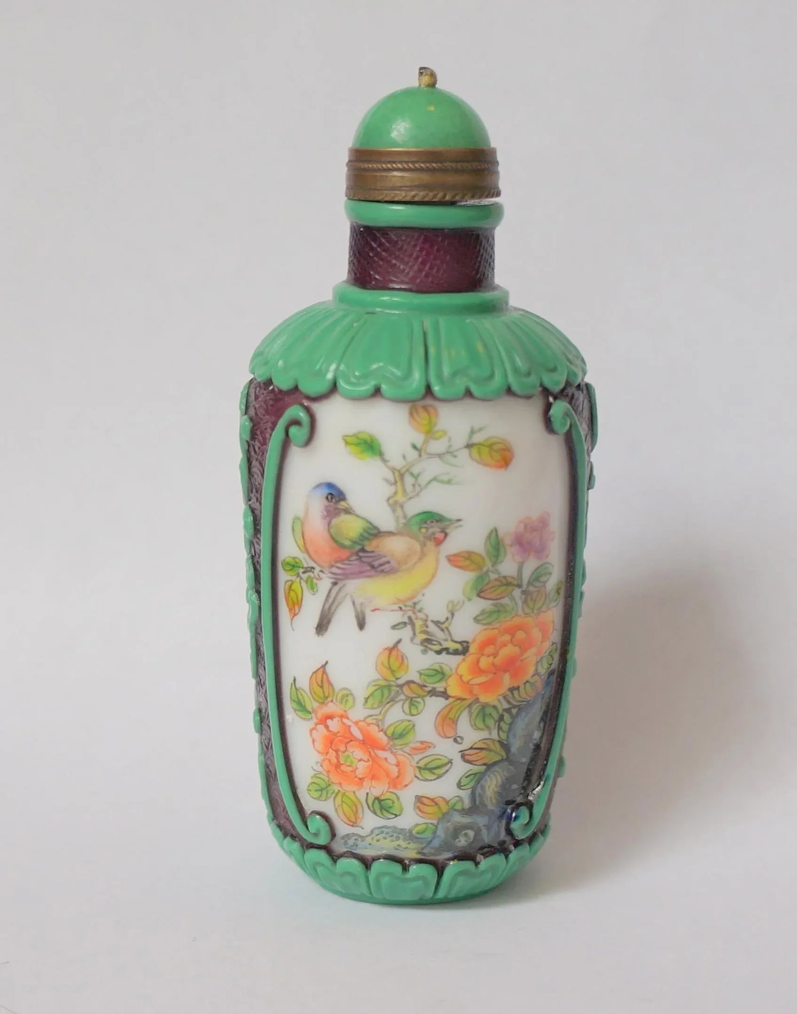 1990s Beijing Glass Snuff Bottle With Floral Painting - 2