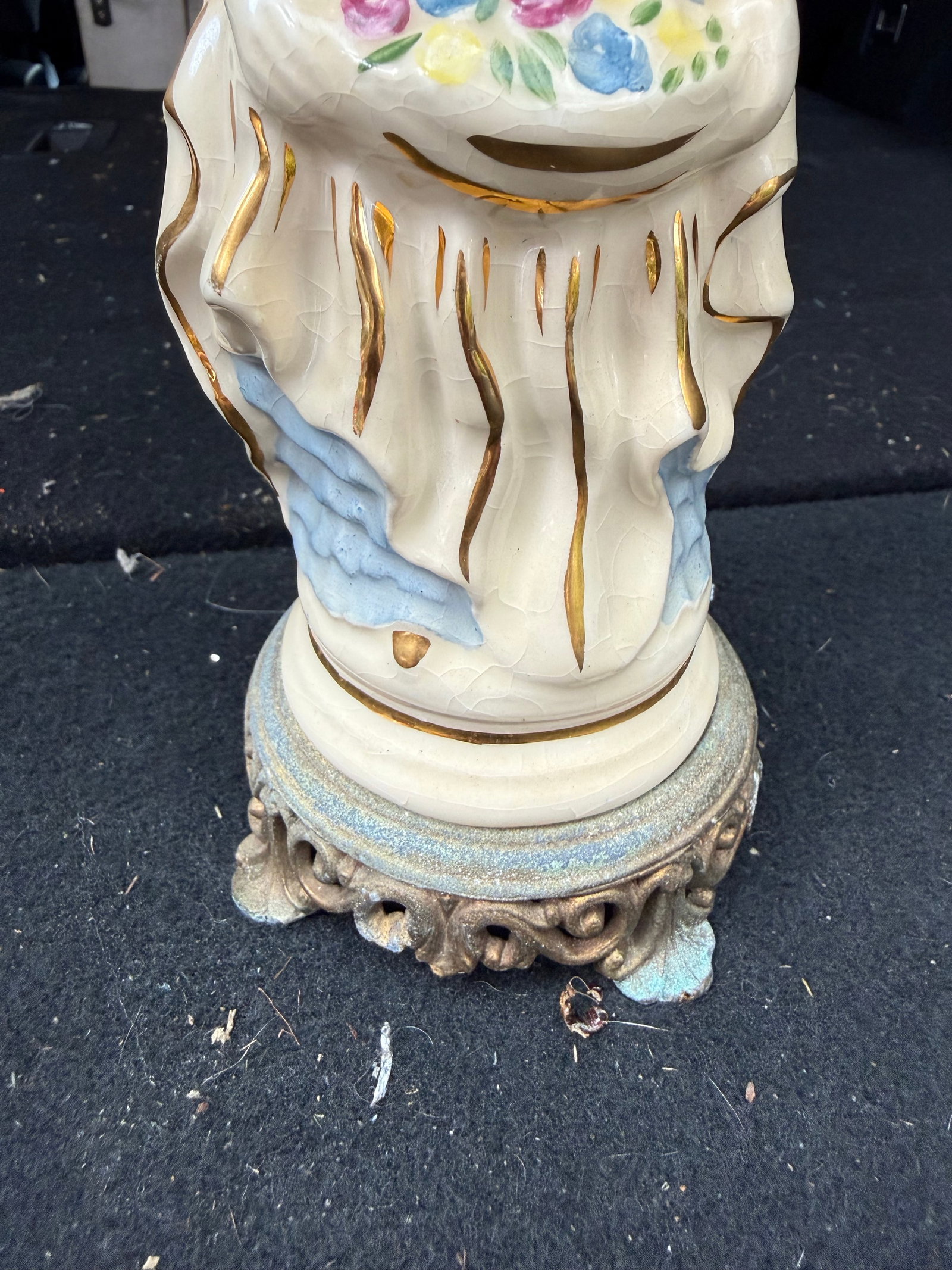 Antique 19th Century Staffordshire Eng. Figurine Scottish Lady on Metal Base 9in - 3