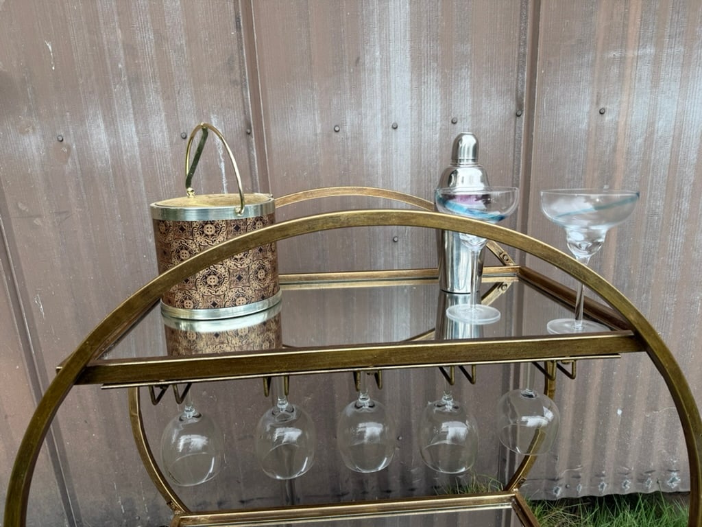 Classic 1960's Gold Embossed Ice Bucket - 4
