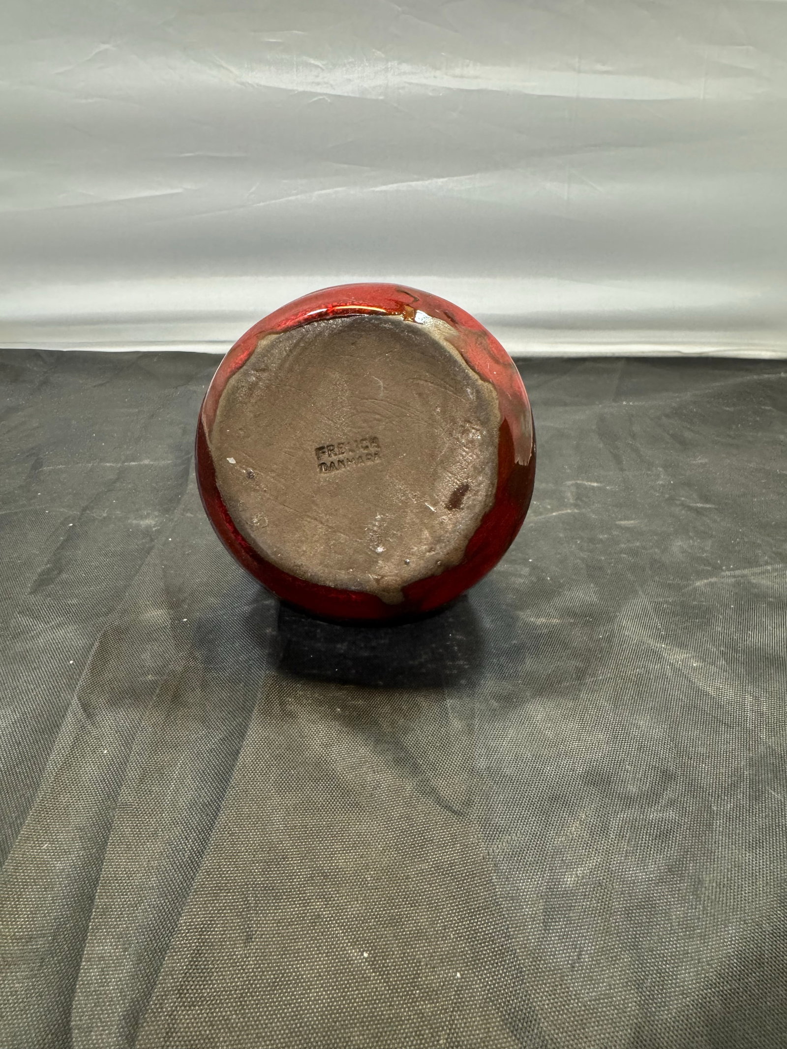 VTG Frelica Danmark Red Studio Pottery Kaerlighed (Love) Jar & Cork Danish MCM - 6