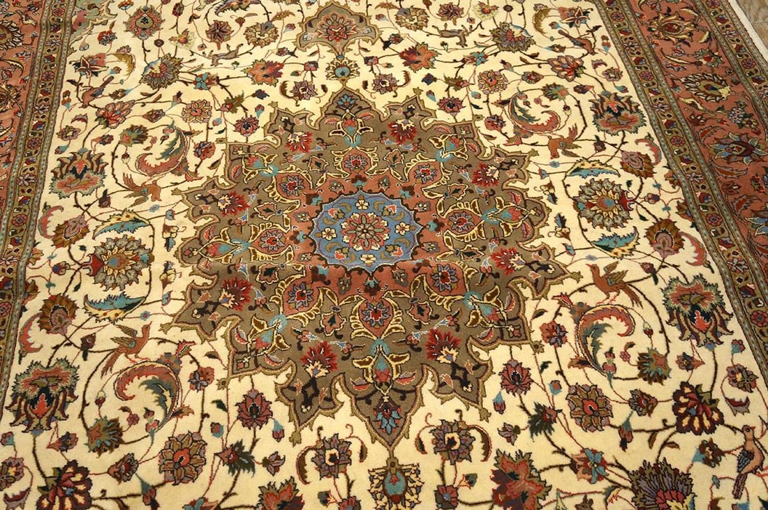 1940s Ivory Medallion Antique Persian Tabriz Rug Silk Highlights 5'11" X 9'6" Handknotted Wool Carpe - 3