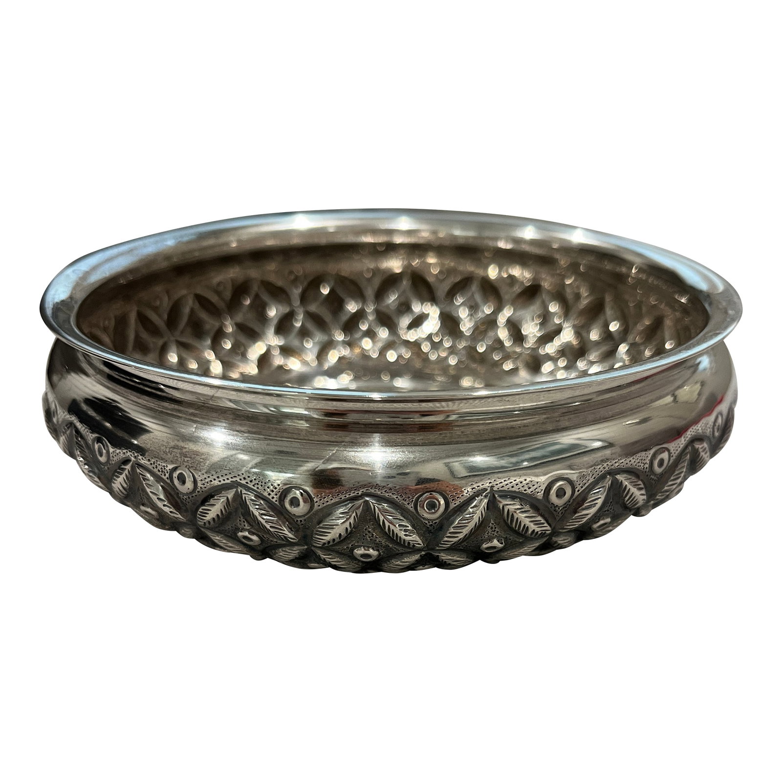 Sterling Silver Bowl: Sterling silver bowl with detailed leaf design. Made in Turkey and designed after the style of Ottoman Empire. Condition: Alterations: Original Condition Unaltered Imperfections: Some Imperfections