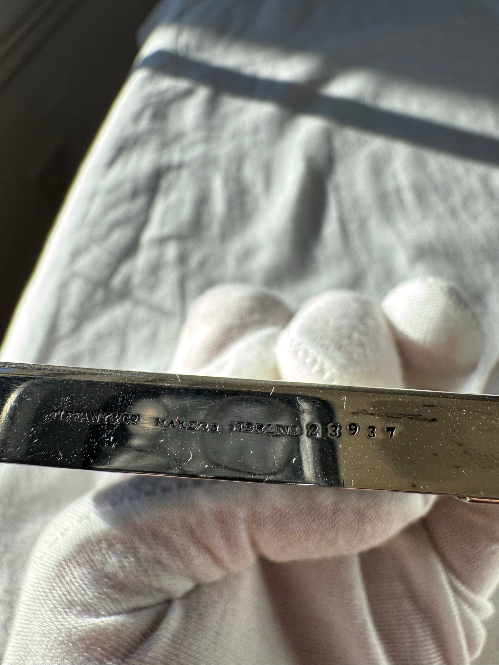 Mid 20th Century Tiffany & Co. Sterling Silver 4*3" Picture Frame - Elegant Design, Maker 23937 SDS - 4