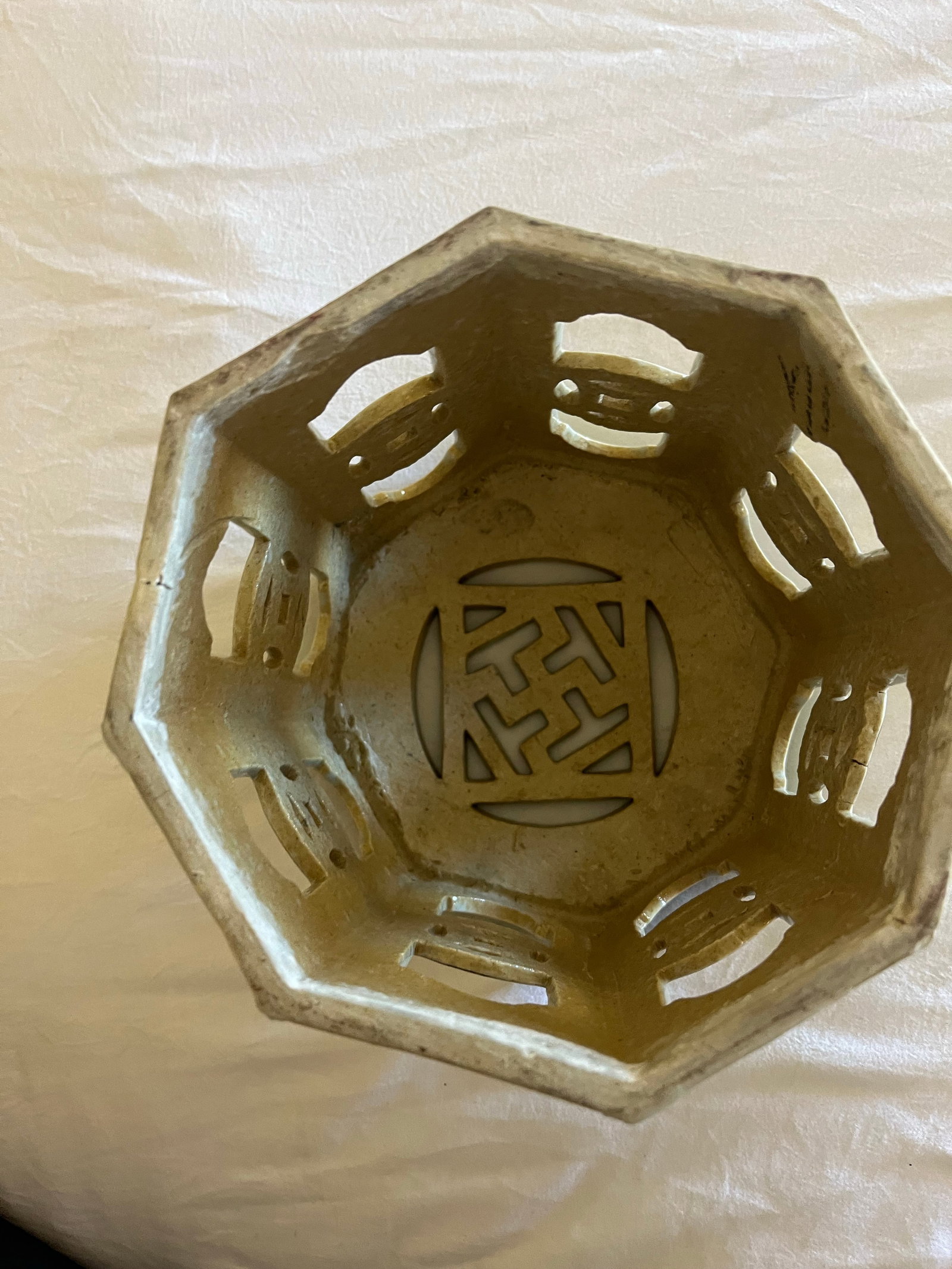 17th Century Beautiful Chinese Porcelain Incense Burner - Censer - 4