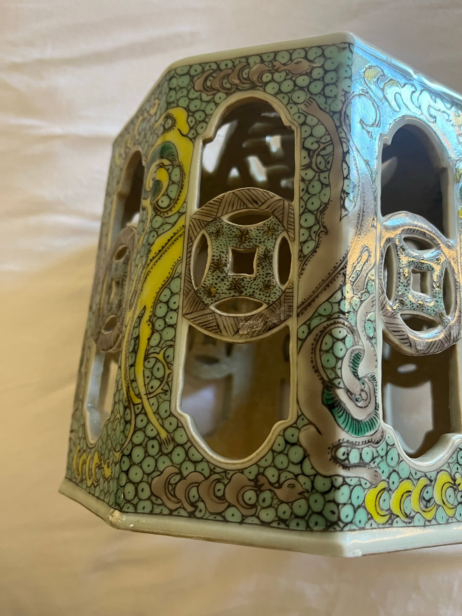 17th Century Beautiful Chinese Porcelain Incense Burner - Censer - 9