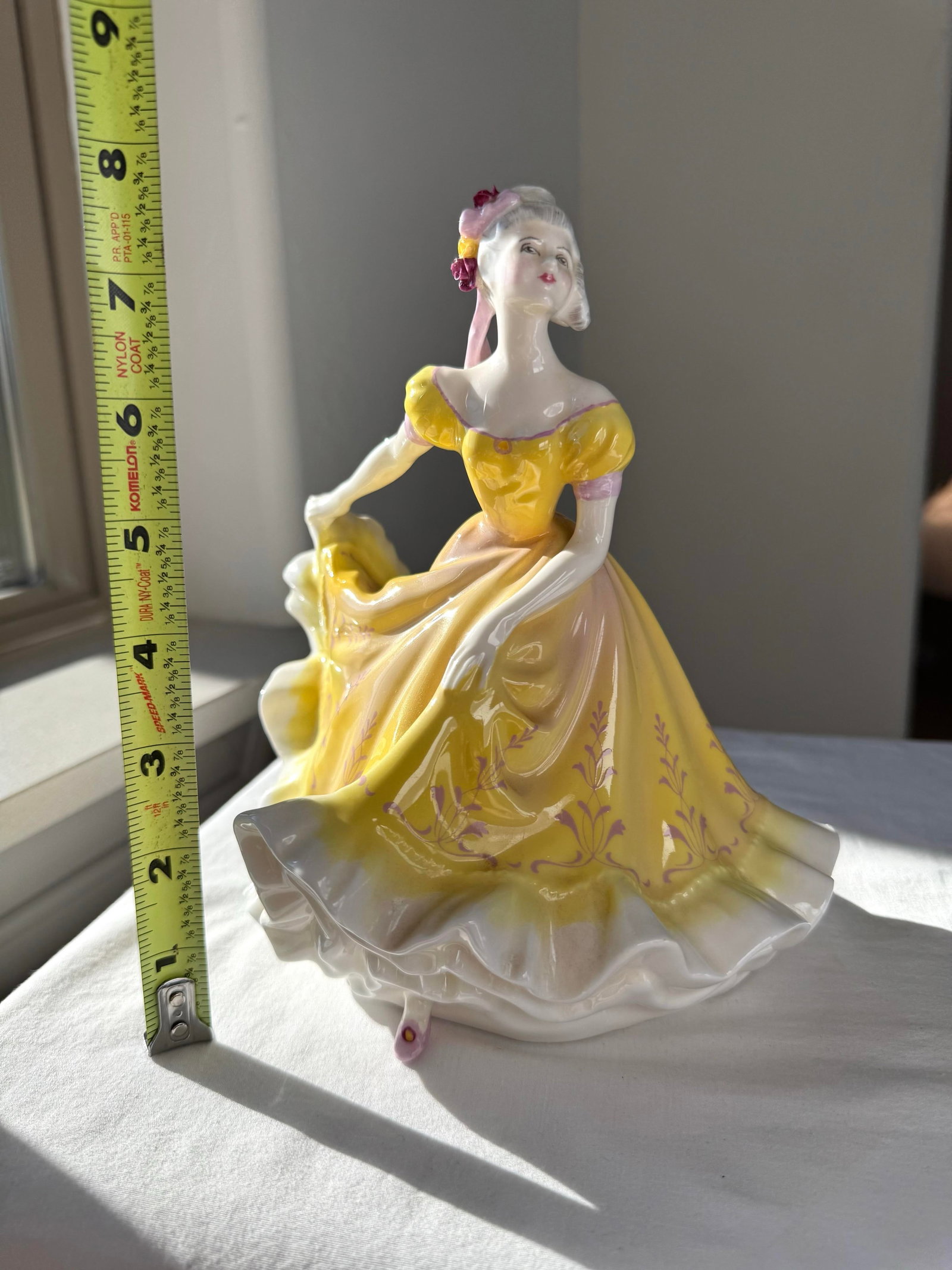 Mid 20th Century Royal Doulton Figurine ~ "Ninette" ~ Hn 2379 - 9