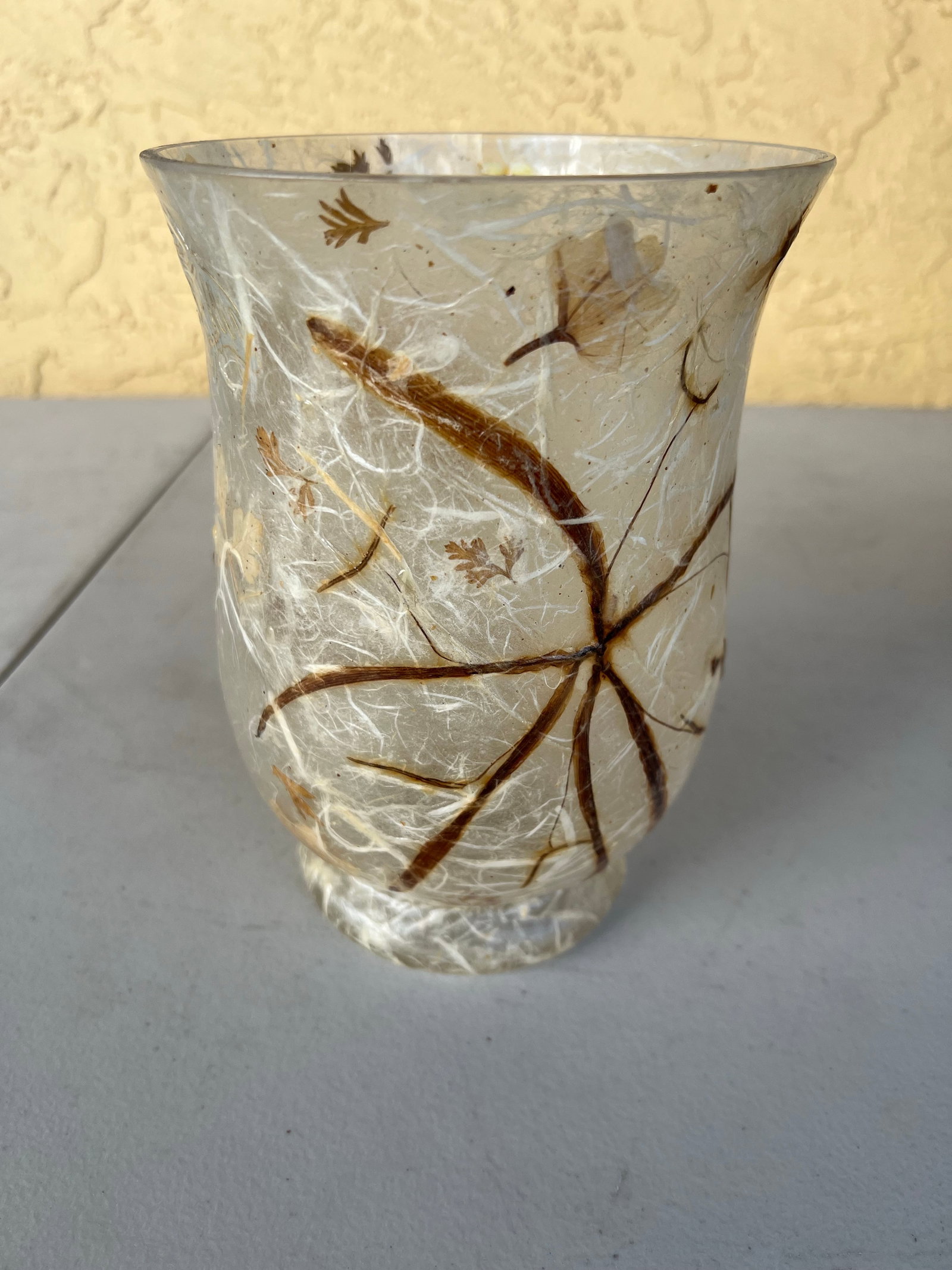 Vintage Glass Vase With Overlay Dried Flowers Signed - 4