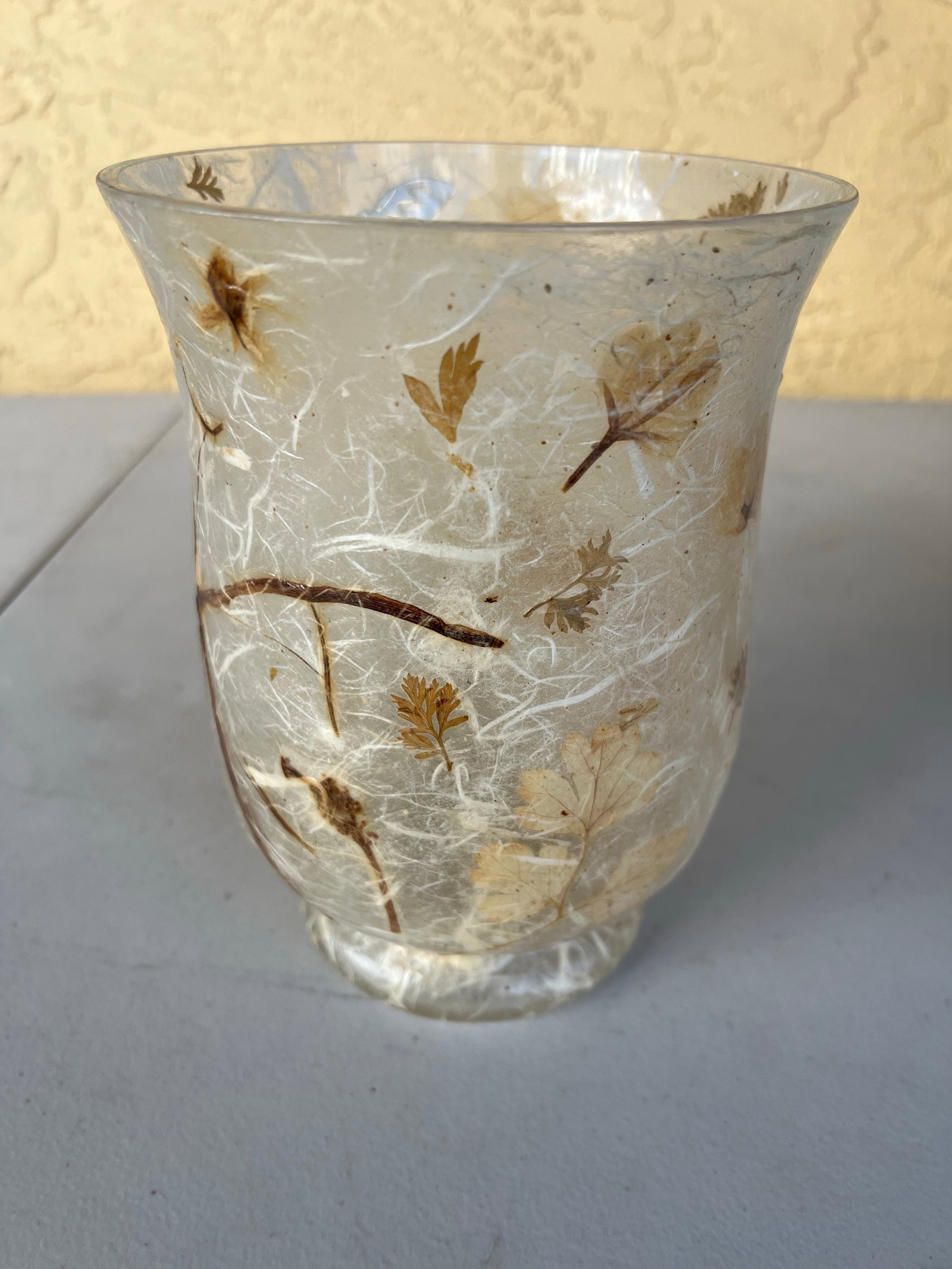 Vintage Glass Vase With Overlay Dried Flowers Signed - 6