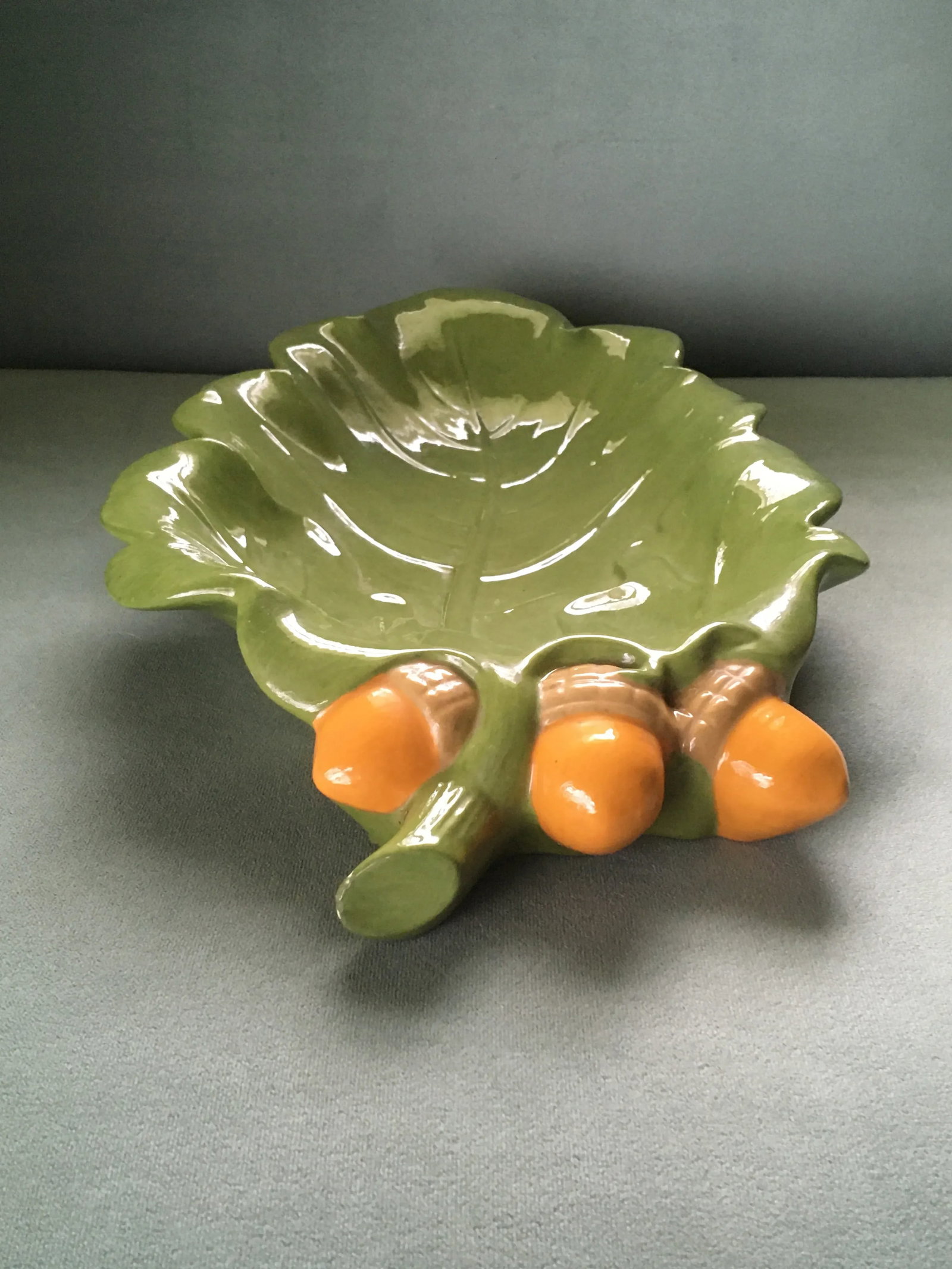 Vintage 1960s Green Leaf & Acorn Ceramic Dish - 3