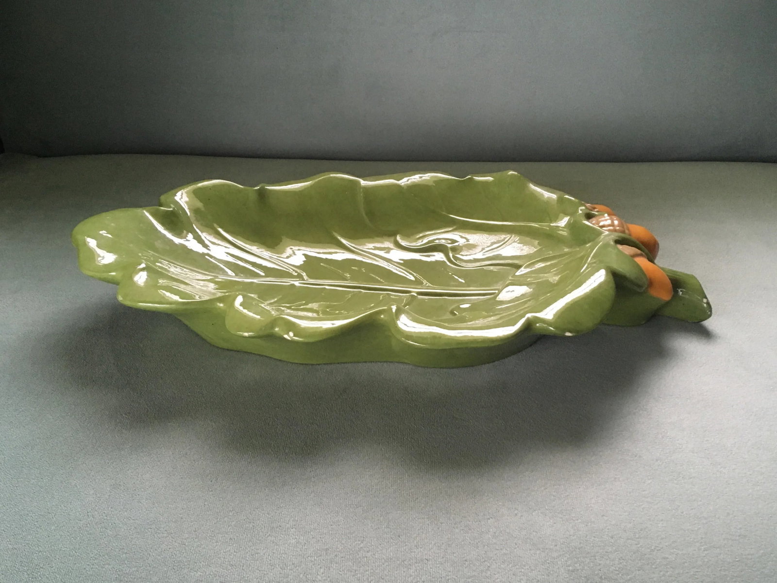 Vintage 1960s Green Leaf & Acorn Ceramic Dish - 6