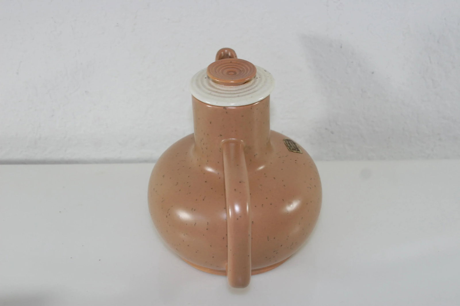 Vintage California Pottery a.c. Davey Handcrafted Tan & Ivory Carafe With Lid - 5