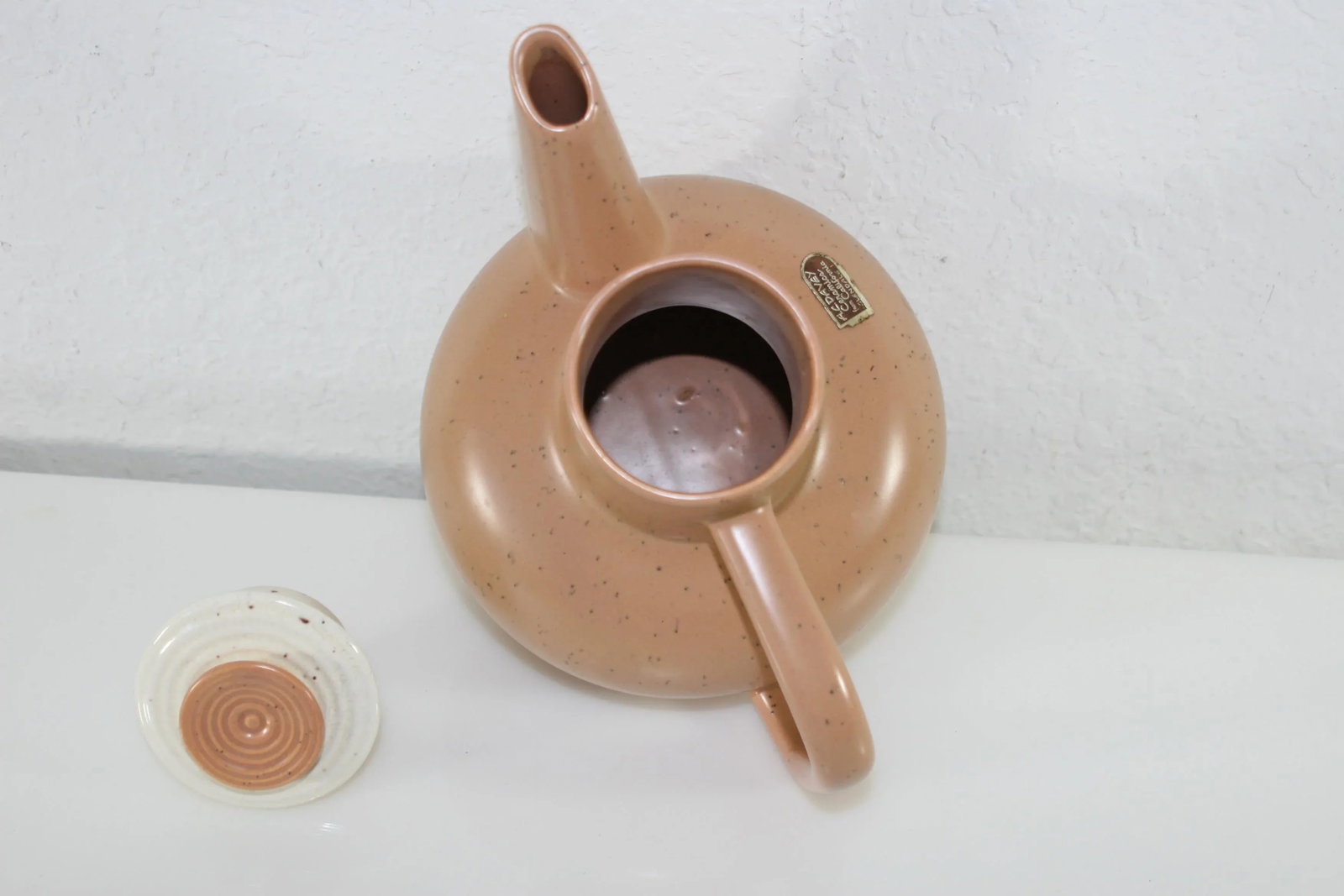Vintage California Pottery a.c. Davey Handcrafted Tan & Ivory Carafe With Lid - 8