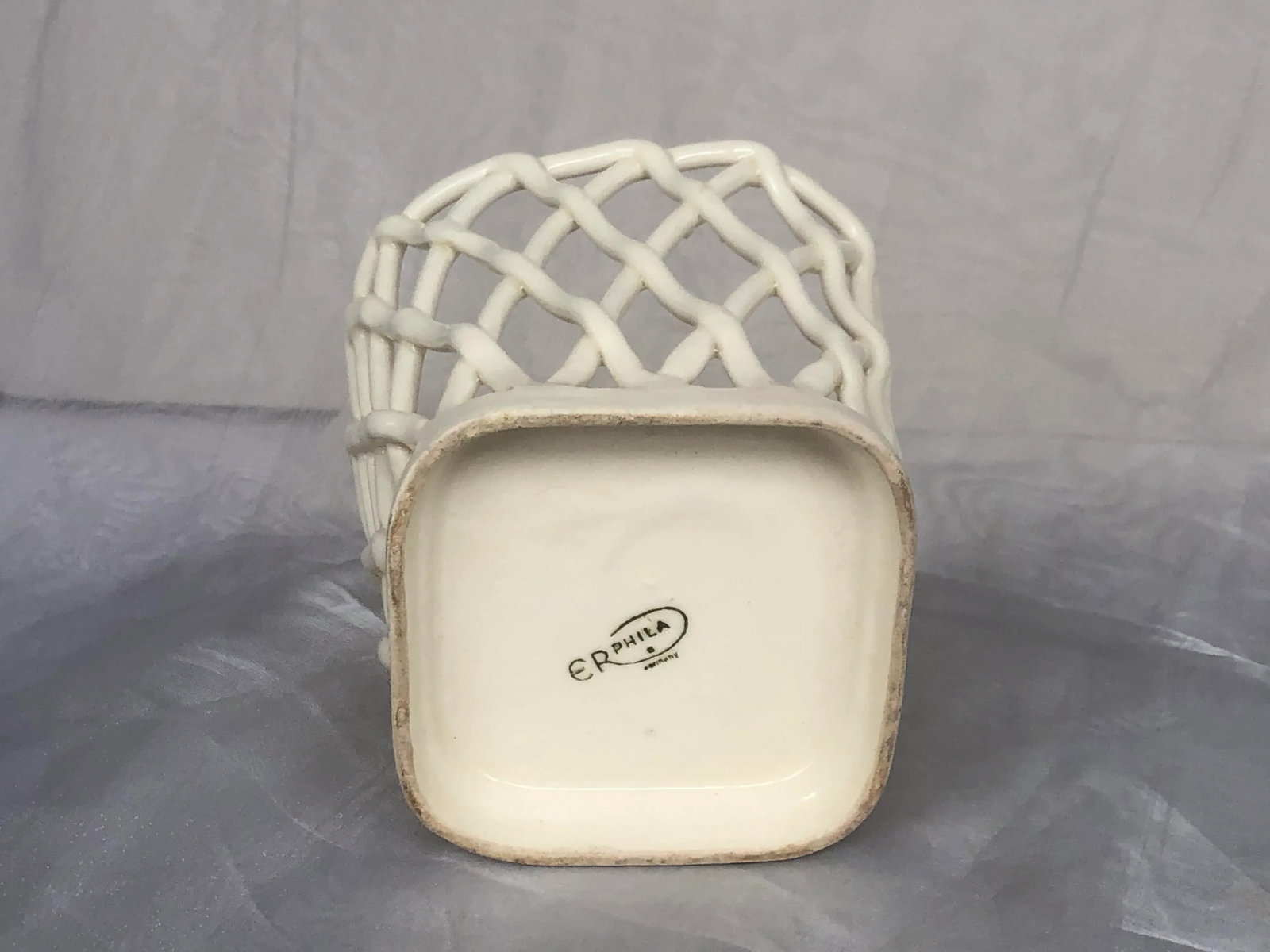 Vintage Woven Lattice Decorative Ceramic Basket Napkin Holder - 8