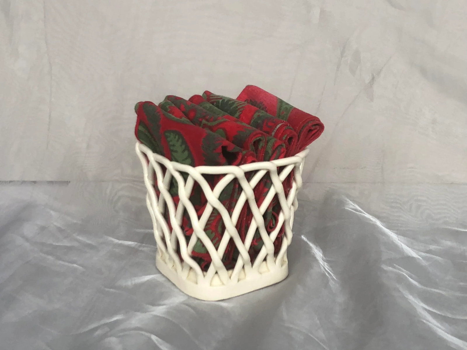 Vintage Woven Lattice Decorative Ceramic Basket Napkin Holder - 9