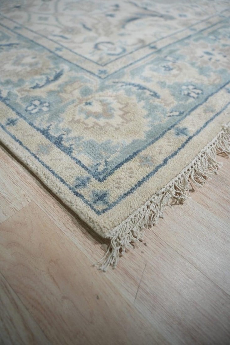 8x10 Ivory Hand-Knotted Wool Serene Floral Symmetry Traditional Carpet Rug - 3