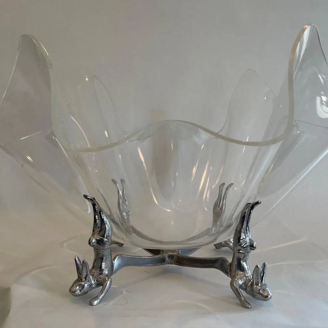 Vintage Arthur Court Acrylic Handkerchief Bowl With Rabbit Stand - 2