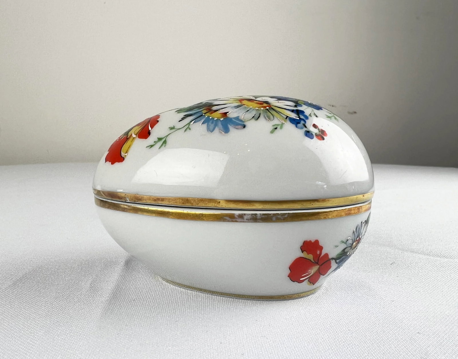Late 20th Century Fontanille & Marraud Limoges Porcelain Easter Egg Box - 2