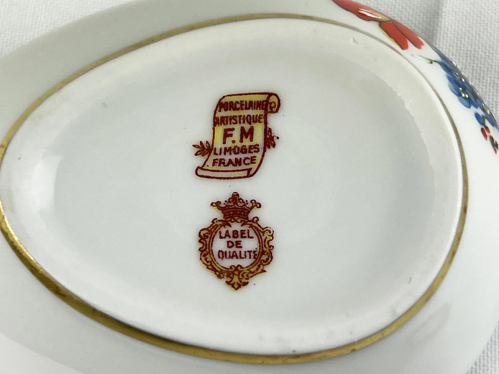 Late 20th Century Fontanille & Marraud Limoges Porcelain Easter Egg Box - 6