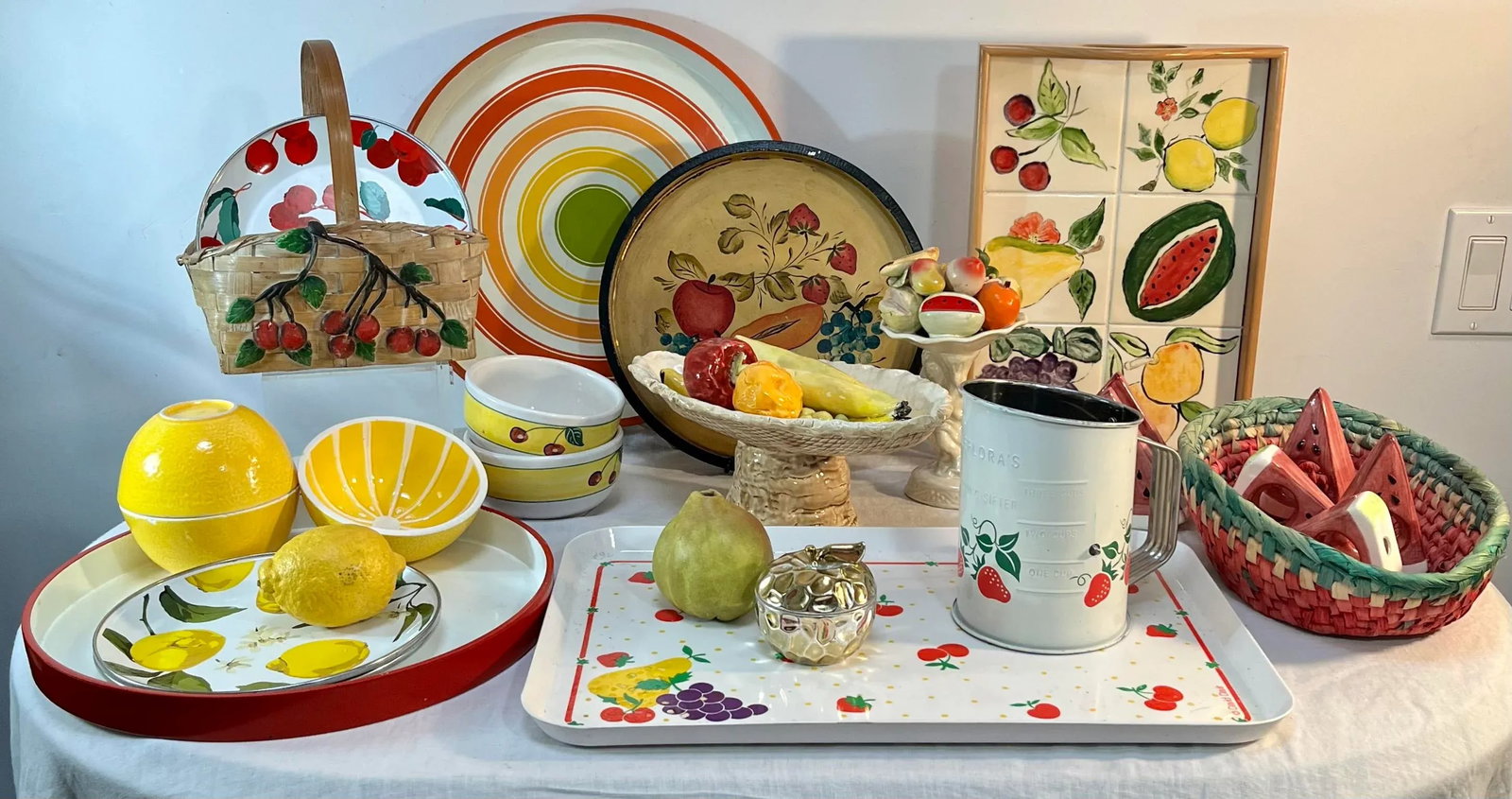 1980's Trompe-l'Oeil Ceramic Watermelon Wedge Napkin Rings and Holder- Set of 5 - 9