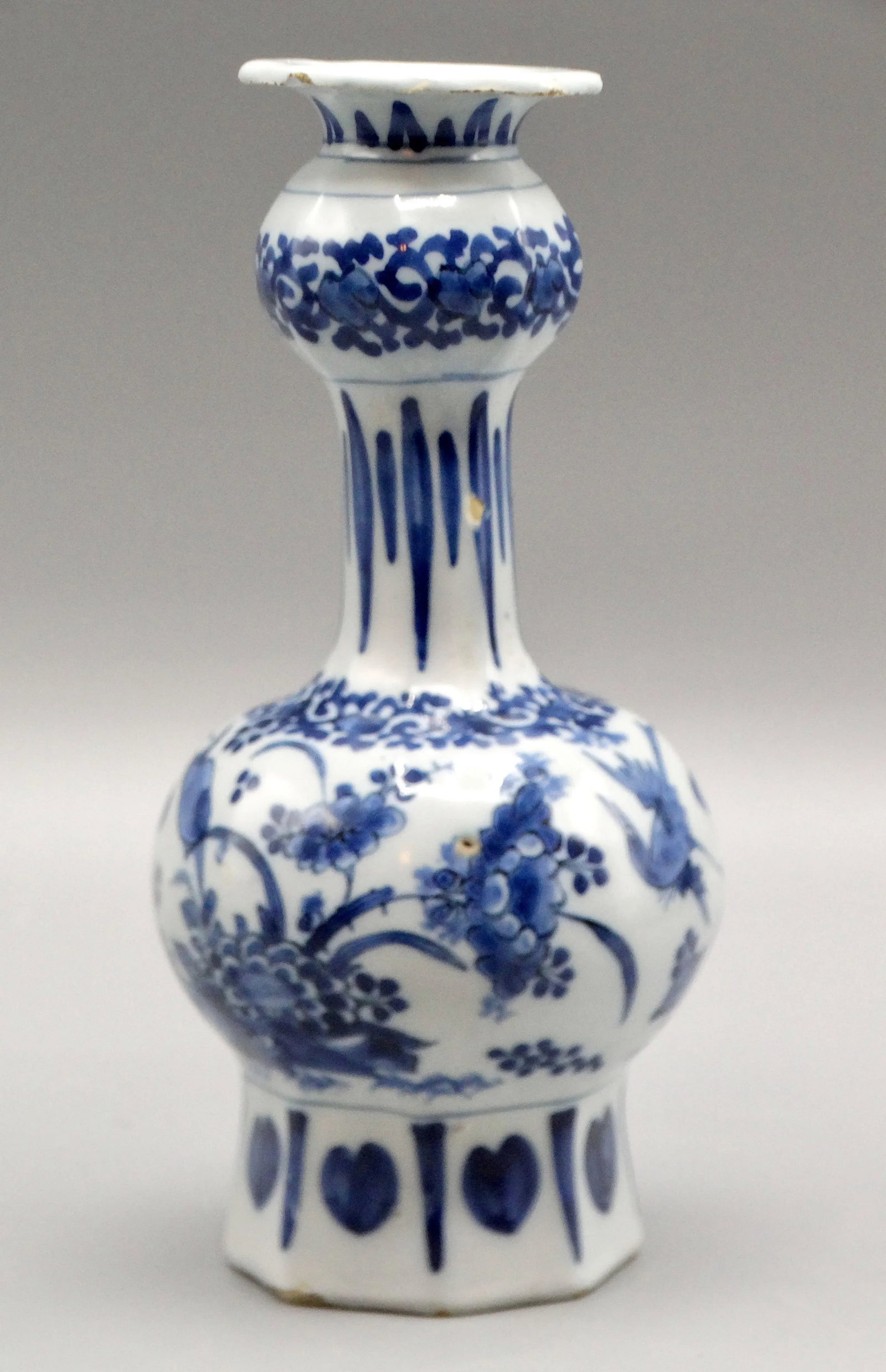 19th-Century Dutch Delft Vase With Birds - 6