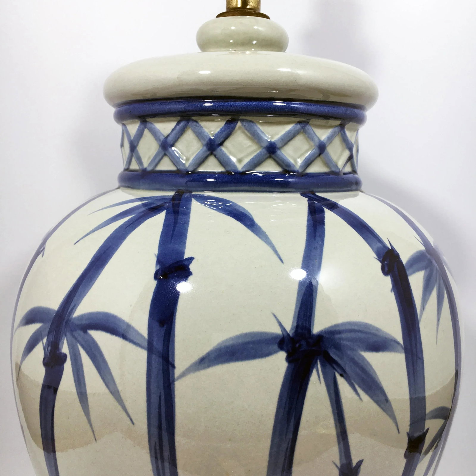 1970s Vintage Bamboo Hand Painted Ceramic Lamp - 3