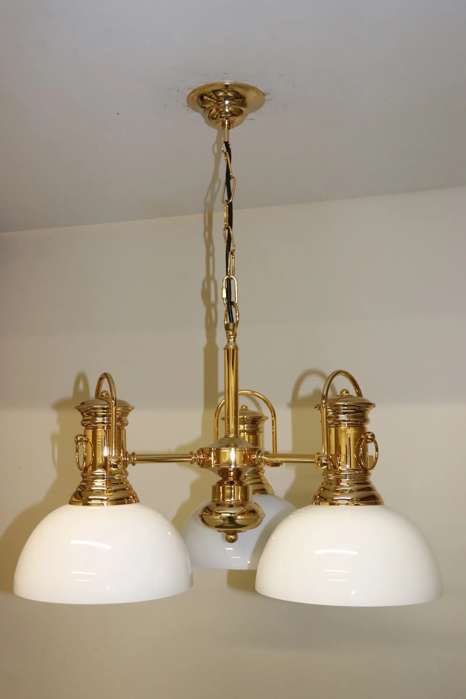 1990s Maritime Nostalgia Inspired Ship Pendant Lamp - 4
